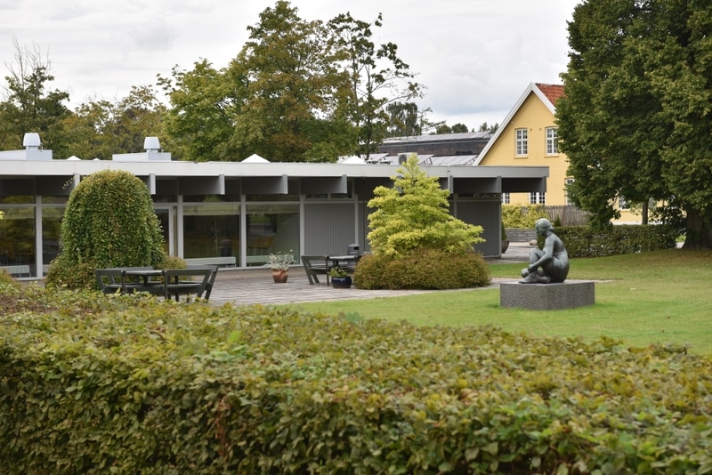 Foto af Filadelfias kantine ligger centralt i området i Dianalund