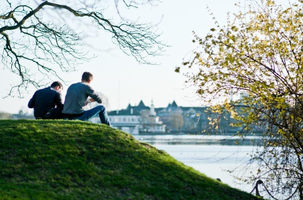 Filadelfia_Nyheder_ungestemmer_mænd_2024